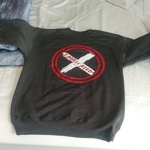 Men and woman crew neck pullovers (in men sizes)